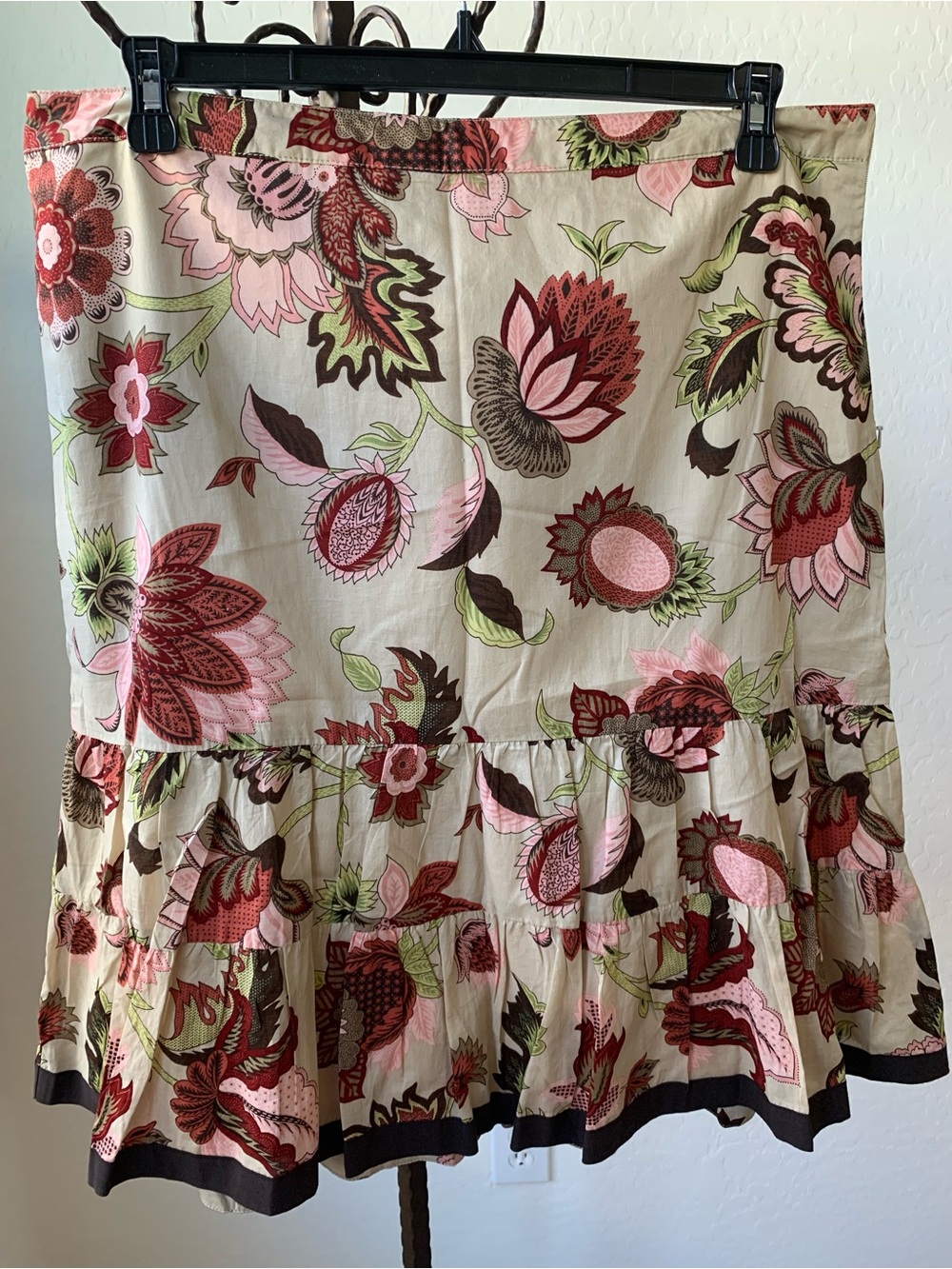 NWT Ann Taylor Women’s Floral Skirt Size 16